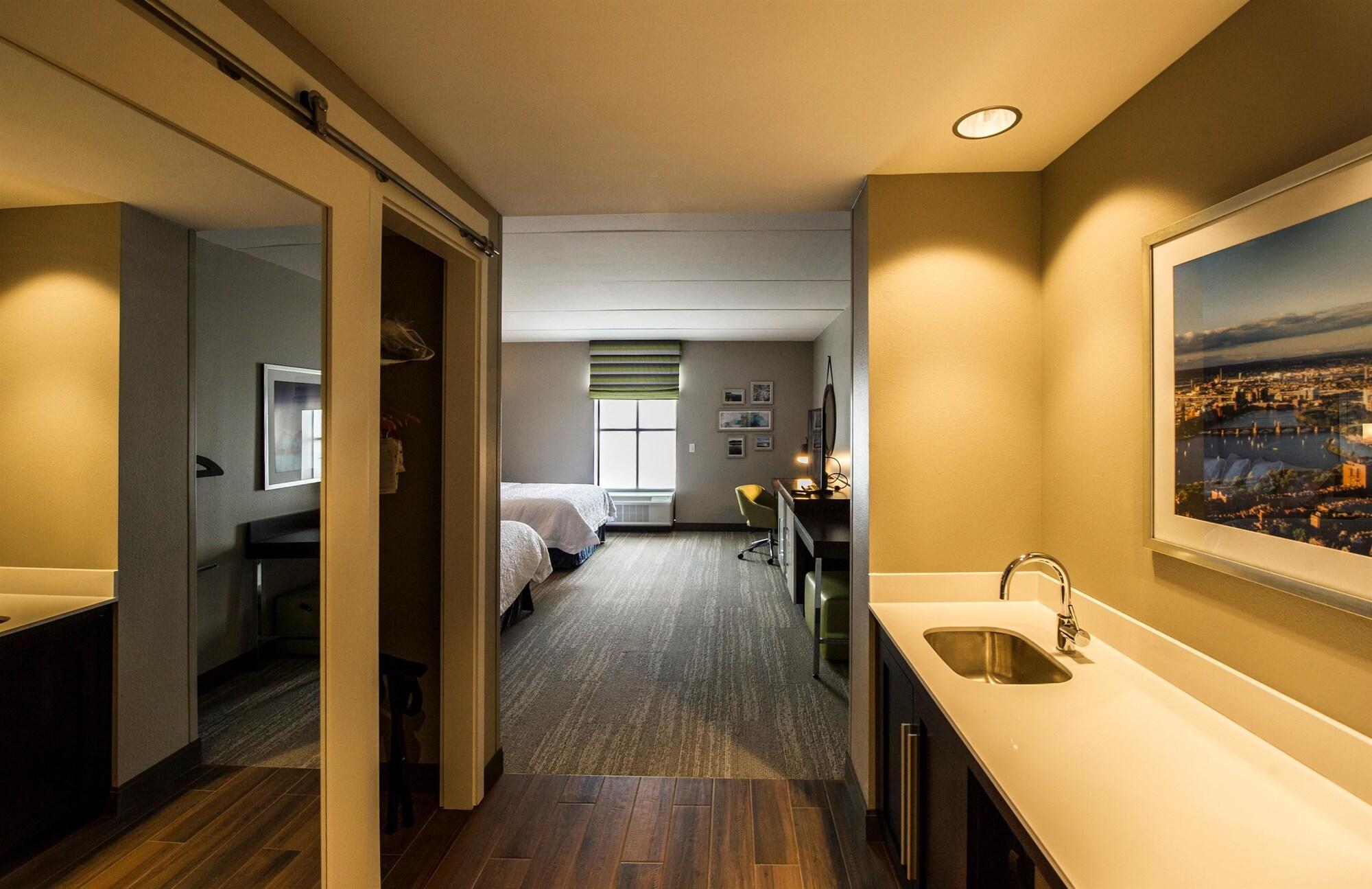 Hampton Inn & Suites/Foxborough/Mansfield Bagian luar foto