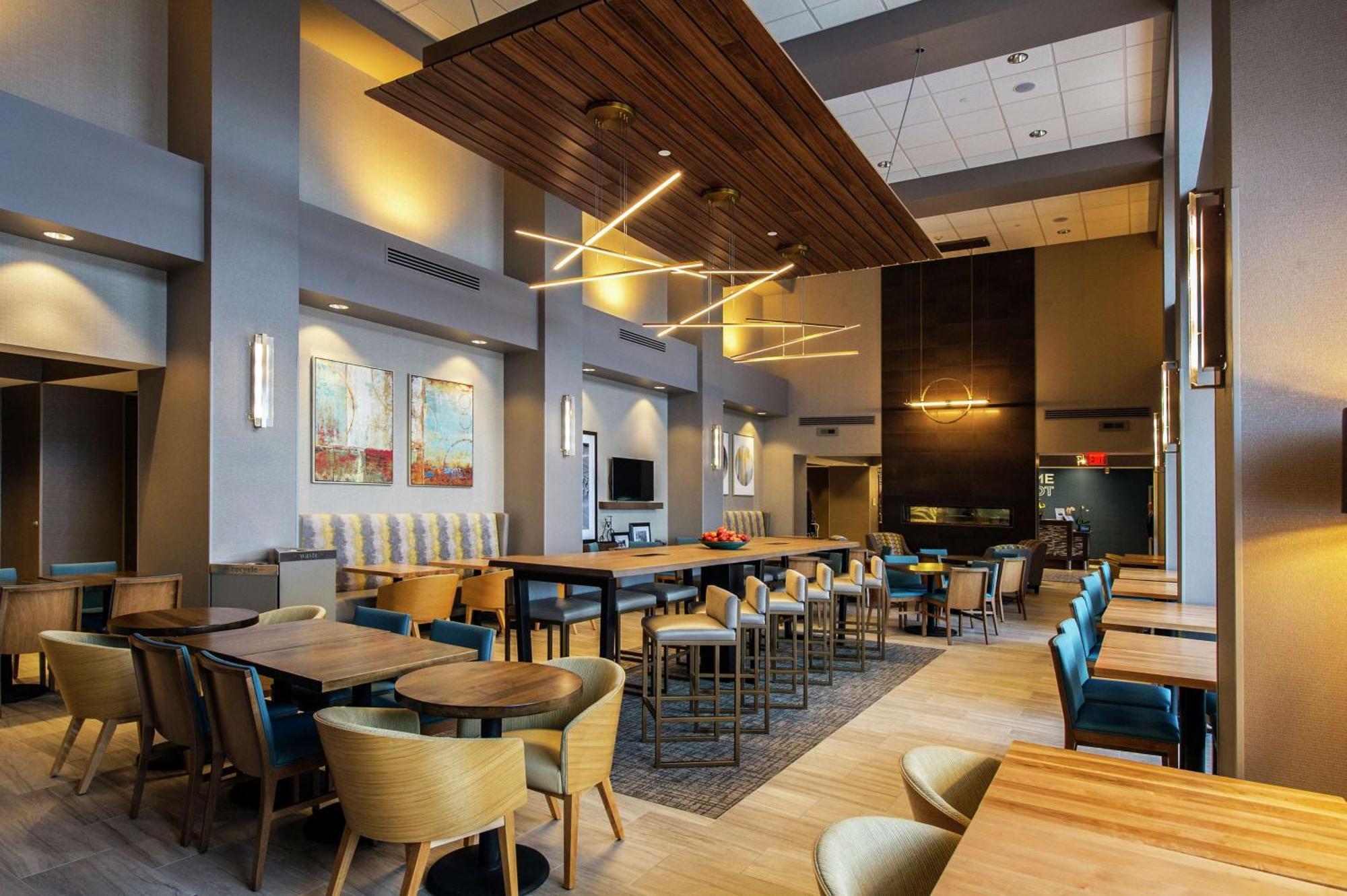 Hampton Inn & Suites/Foxborough/Mansfield Bagian luar foto